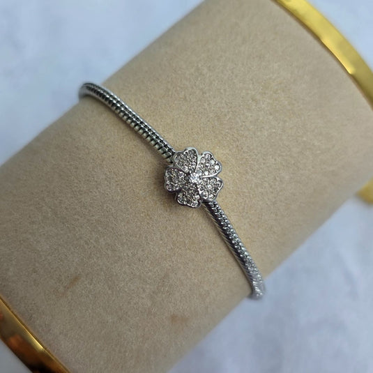 Charm de Pandora Esma